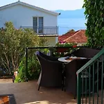 Guesthouse Podaca 3*