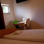 Πανσιόν Guesthouse Podaca Podaca