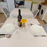 Guesthouse Podaca بيت ضيافة