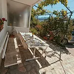 بيت ضيافة Guesthouse Podaca بوداكا
