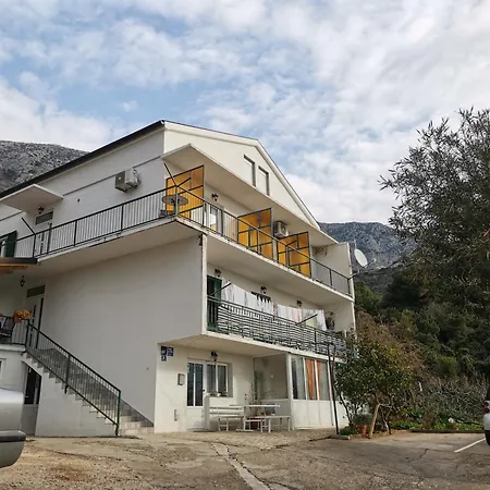 ゲストハウス Guesthouse Podaca 3*