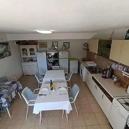 Guesthouse Podaca Penzion 3*